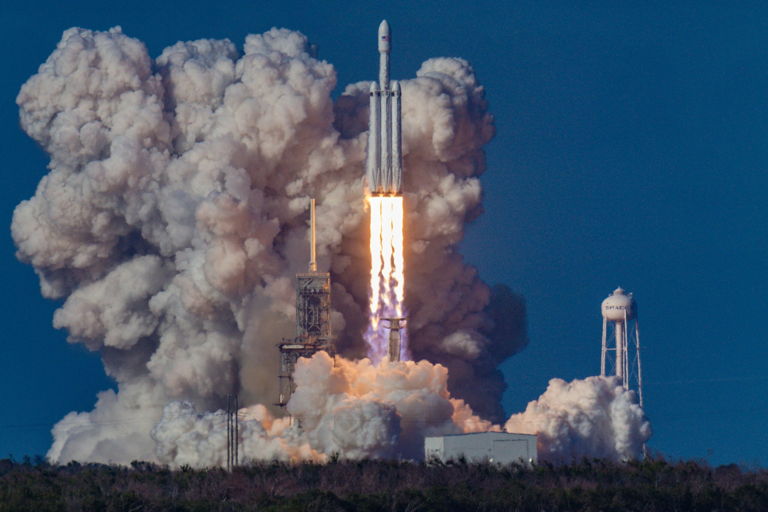 A Conversation with Emles: Aerospace, Defense, and the Potential of U.S. Federal Contracts Investments